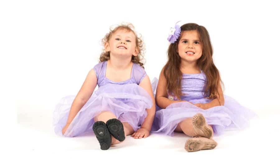 creative-concepts-img creative concepts with two happy girls